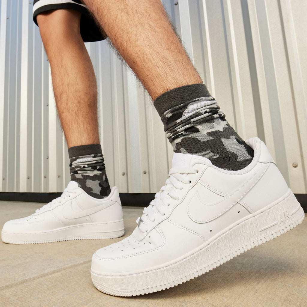 Nike Mens Air Force 1 '07 - Triple White